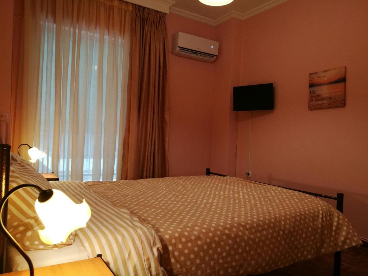 Platos Academy Apartment Atina Dış mekan fotoğraf