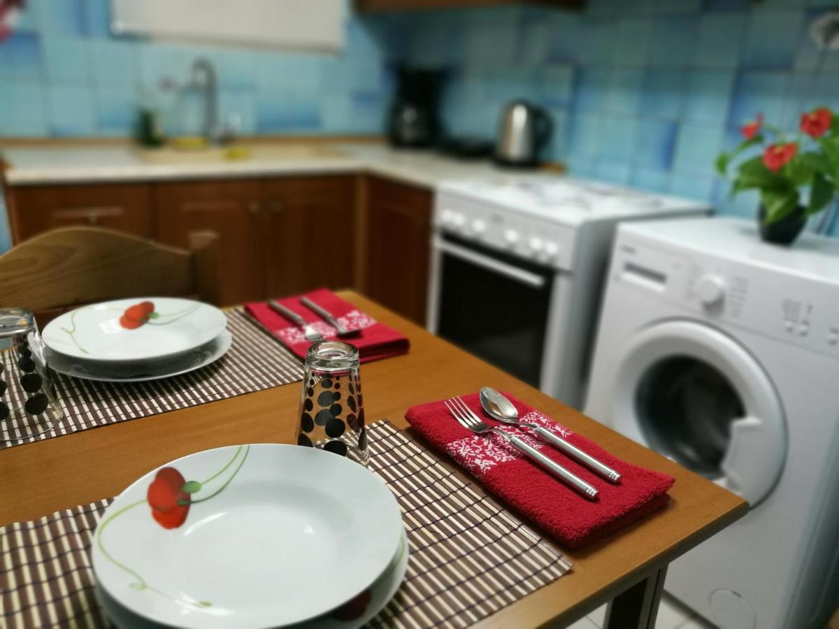 Platos Academy Apartment Atina Dış mekan fotoğraf